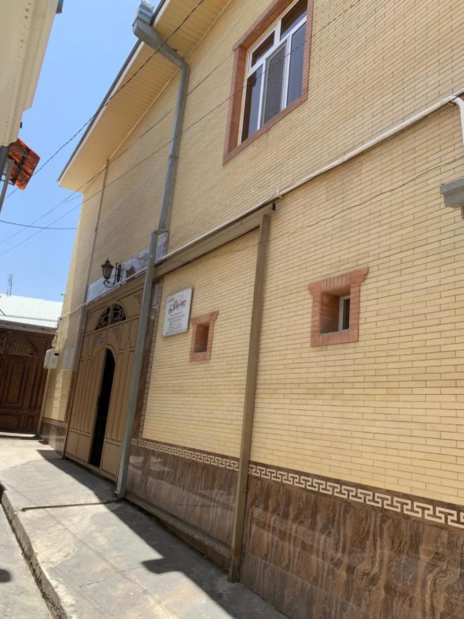 Muharram Homestay In The Neighborhood Of The Registan Square, 家族 ゲストハウス Самарканд Екстер'єр фото