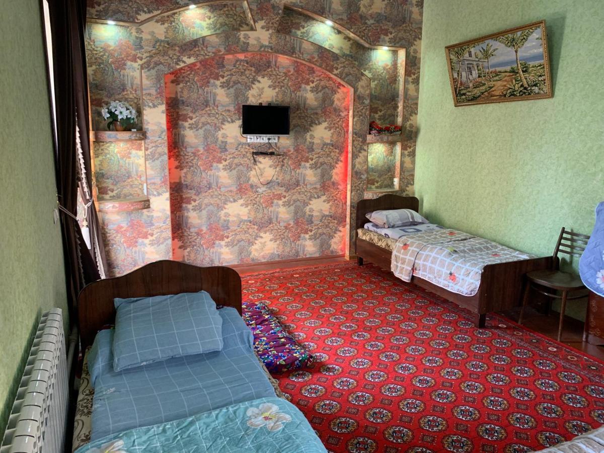 Muharram Homestay In The Neighborhood Of The Registan Square, 家族 ゲストハウス Самарканд Екстер'єр фото