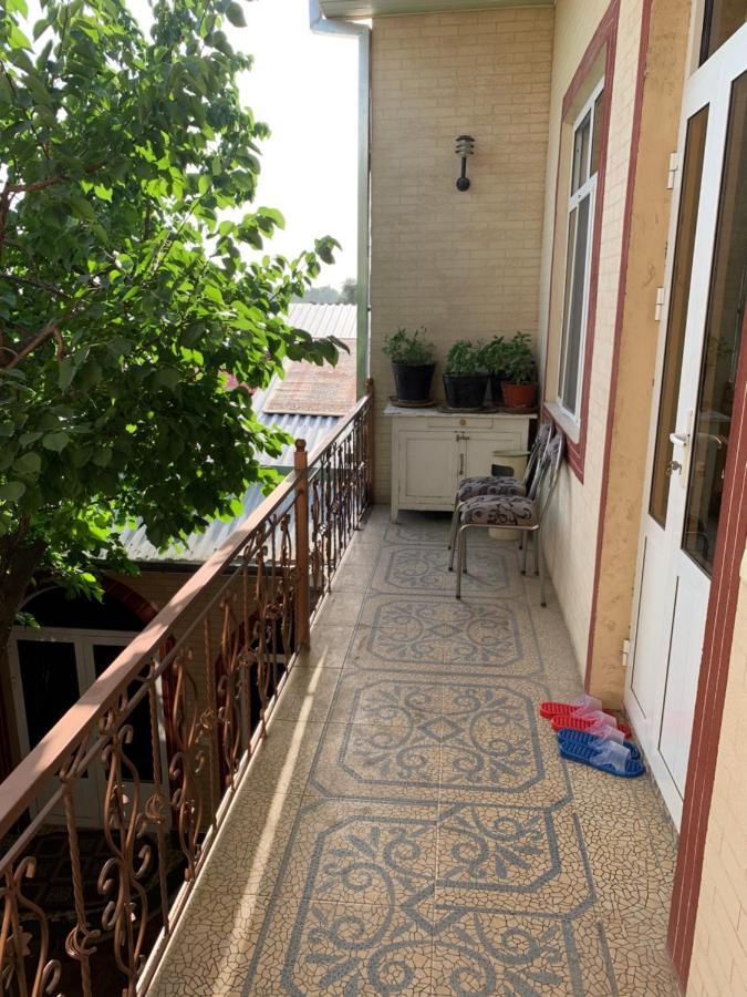 Muharram Homestay In The Neighborhood Of The Registan Square, 家族 ゲストハウス Самарканд Екстер'єр фото