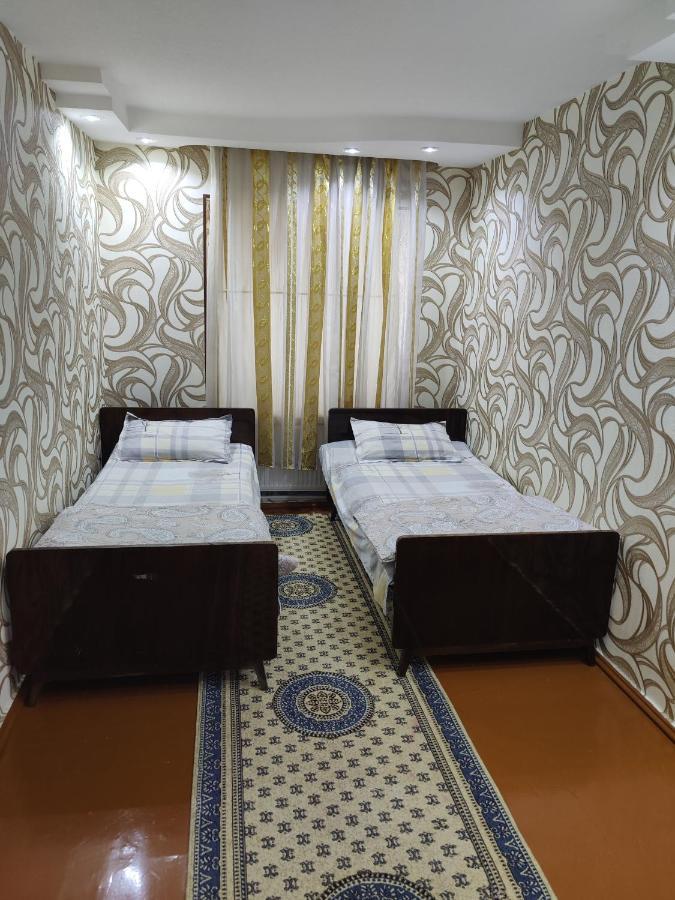 Muharram Homestay In The Neighborhood Of The Registan Square, 家族 ゲストハウス Самарканд Екстер'єр фото
