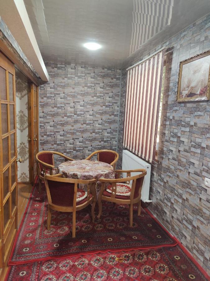 Muharram Homestay In The Neighborhood Of The Registan Square, 家族 ゲストハウス Самарканд Екстер'єр фото