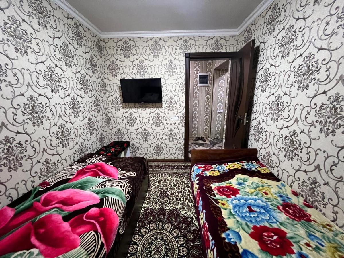 Muharram Homestay In The Neighborhood Of The Registan Square, 家族 ゲストハウス Самарканд Екстер'єр фото