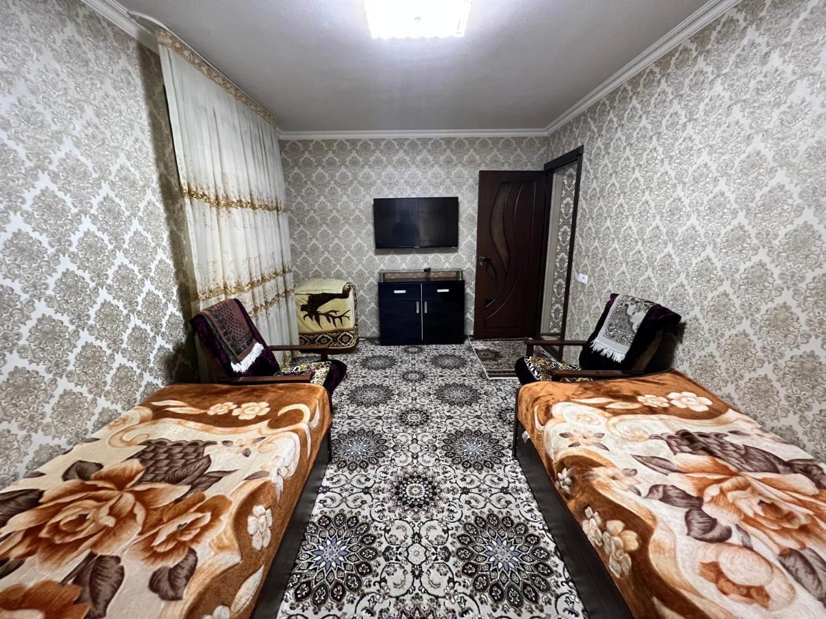 Muharram Homestay In The Neighborhood Of The Registan Square, 家族 ゲストハウス Самарканд Екстер'єр фото