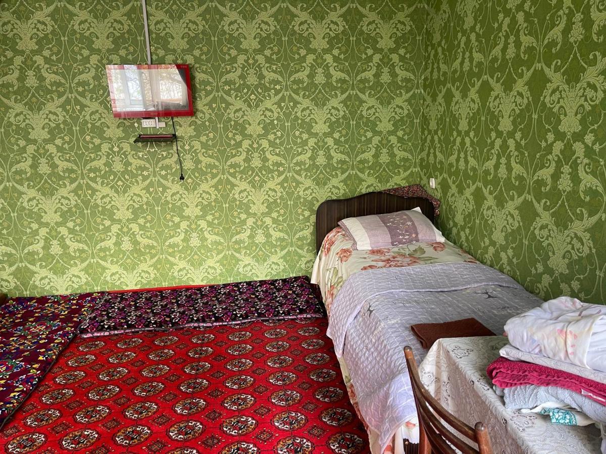 Muharram Homestay In The Neighborhood Of The Registan Square, 家族 ゲストハウス Самарканд Екстер'єр фото